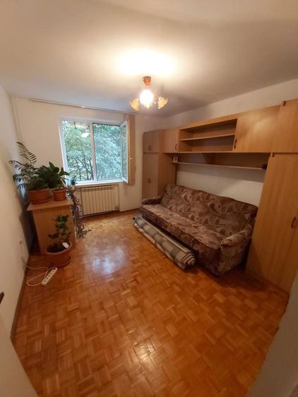 Dau in chirie apartament cu 2 camere et 3 langa podul decebal - 3