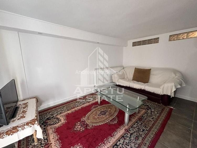 Apartament cu 2 camere, 50mp, demisol, zona Lipovei Apartament cu 2 camere, 50mp, demisol, zona Lipovei