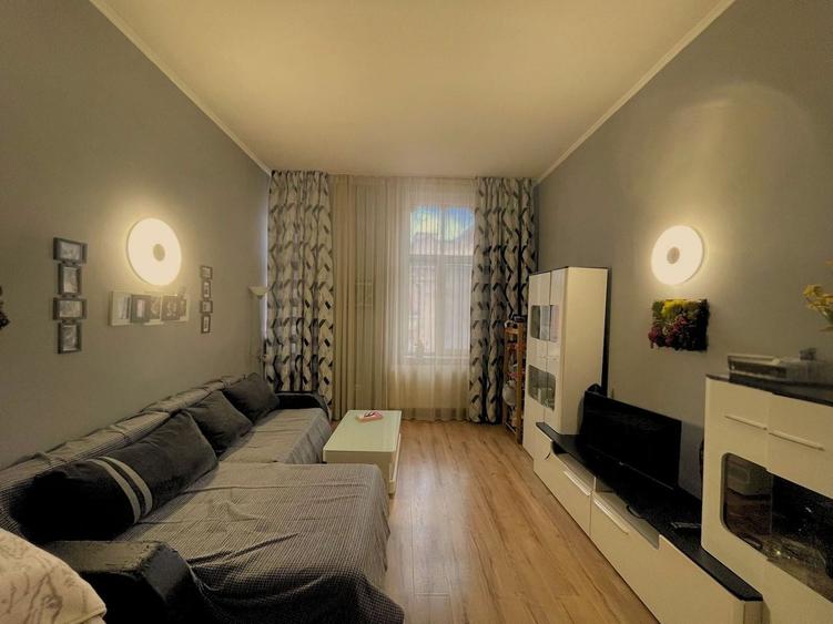 Ap 2 cam, 62 mp –ultracentral(str Aurel Lazar), lângă pietonala Oradea - 6