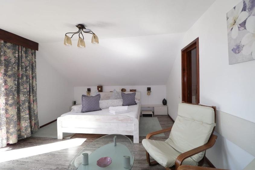 Pensiune de vanzare in Sinaia, zona Ultracentrala! - 2