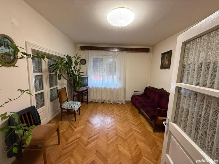 Casa de vanzare: perfecta pentru a deveni acasa sau investitie - 1