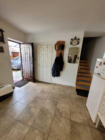 Vand casa la tara marginimea Sibiului - 5