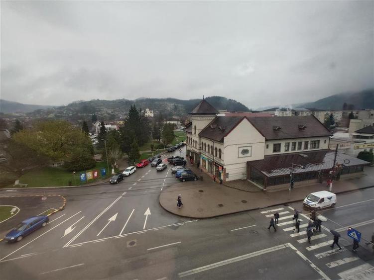 Apartament 3 camere ultracentral - 1