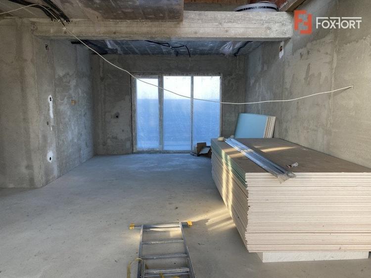 Casa tip triplex, cu 4 camere, de vanzare in Sanandrei. - 2