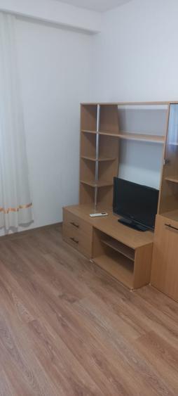 Proprietar inchiriez apartament - 4