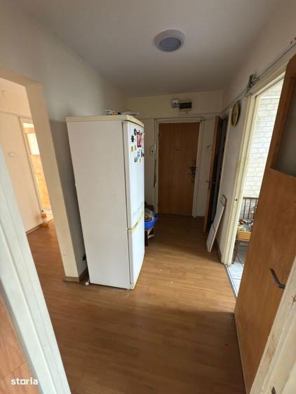 Apartament incapator, patru camere, Resita-Berceni, 120.000 negociabi - 2