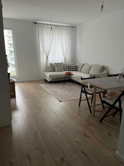 Apartament 3 camere ( piscina, parcare, boxa subsol) Sector6 - 8