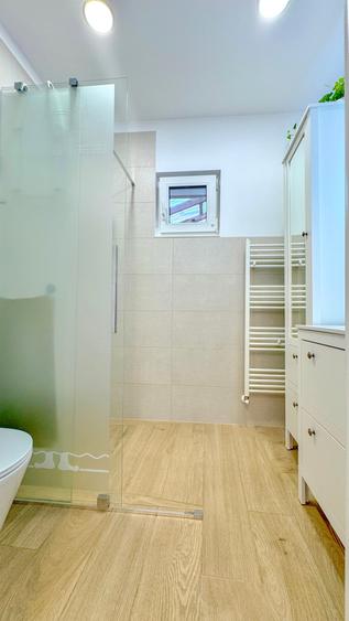 Casa renovata, semineu si terasa privata, Str.Nicopole - 7