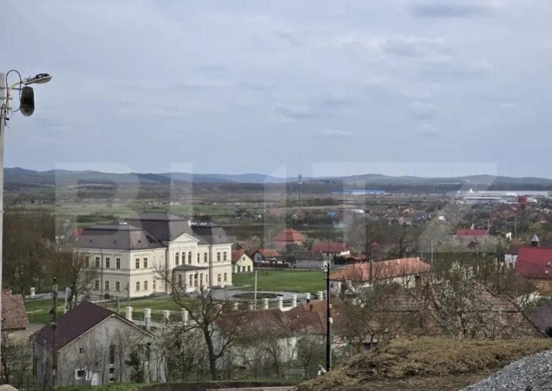 Casa Demolabila in Rascruci cu teren de 1938 mp si front de - 2
