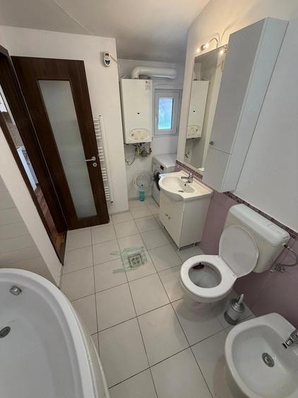 Apartament cu 2 camere semidecomandat în P-ța Unirii