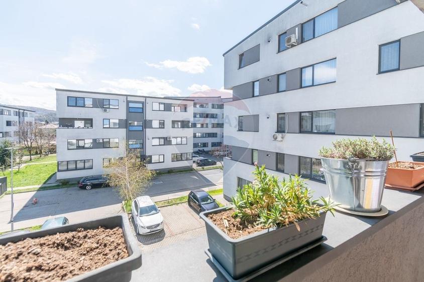 Apartament cu 2 camere de vanzare | Floresti | Str. Somesului - 14