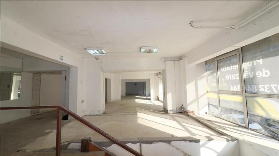 Spatiu comercial 465 m Central - Gara - 13