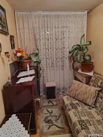 inchiriez apartament cu doua camere - 2