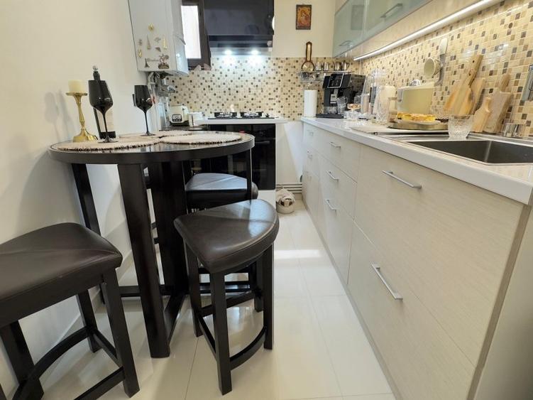 Vanzare Apartament 3 Camere Bd. Unirii – Zepter | Mobilat si Utilat Lux - 4