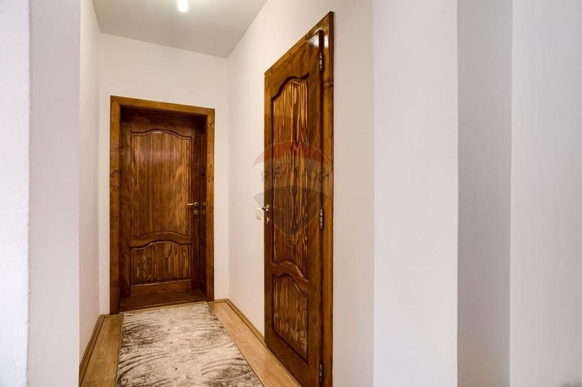 Casă cochetă de vânzare, teren 954 mp, posibil parcelare, în Subcetate - 26