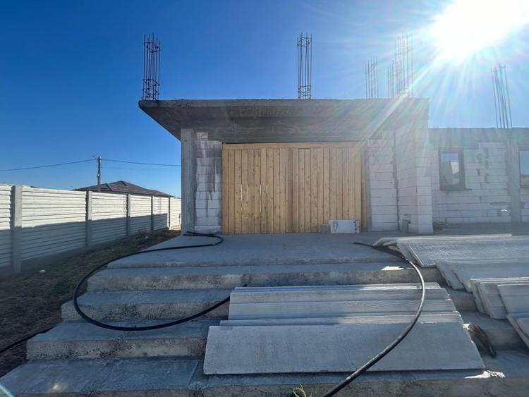 Casa plan parter, 600 mp, 115 mp utili, Metro - 6