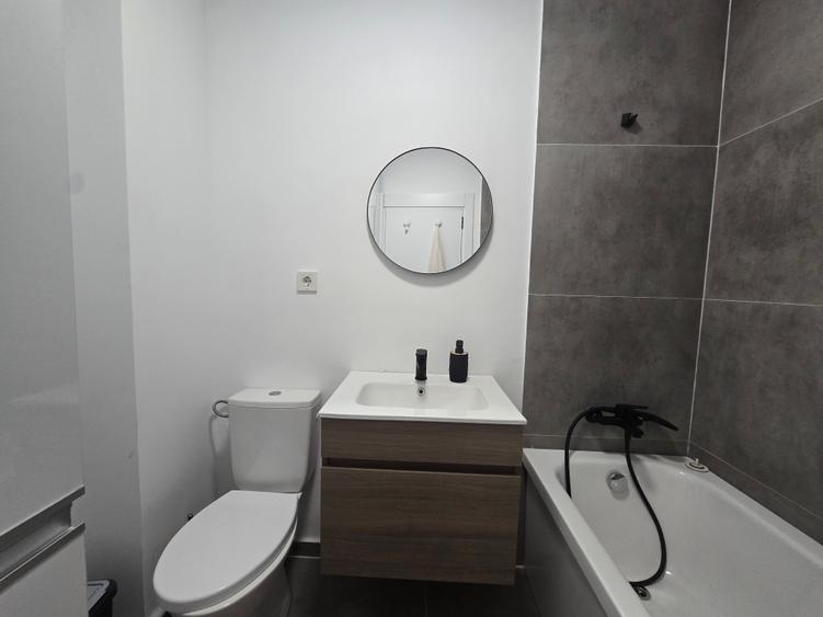 Apartament cu 2 camere decomandat în Chiajna