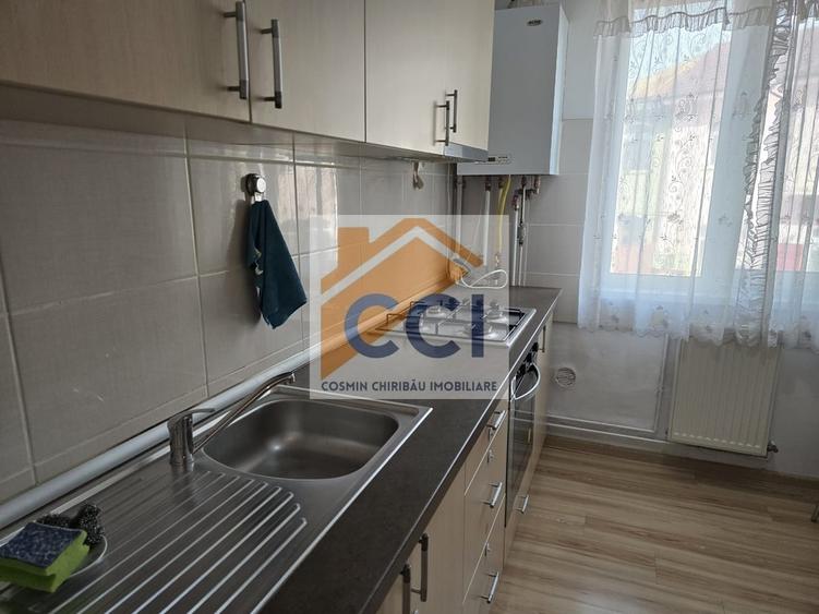 Apartament cu 2 camere semidecomandat în Central