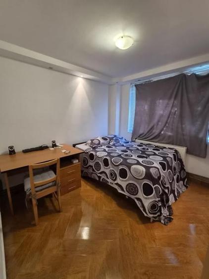 Apartament cu 3 camere, mobilat în Drumul Taberei