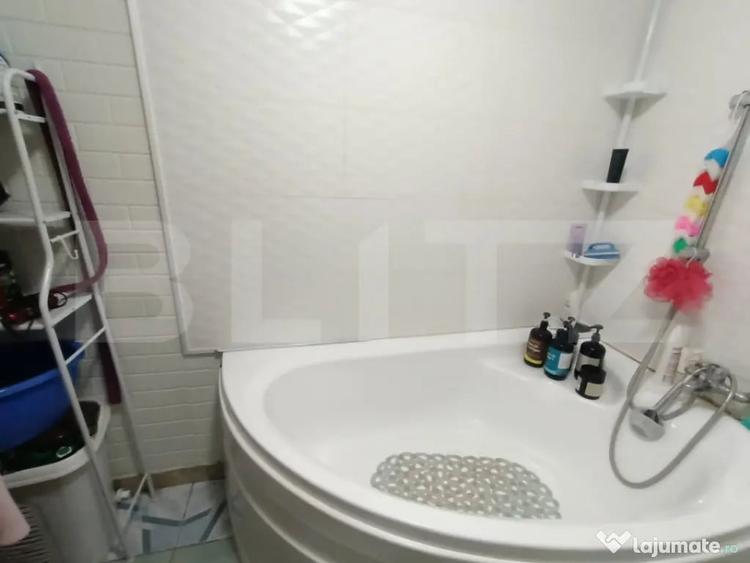 Casa din caramida cu teren generos de 4.717 mp | Dealu, - 3
