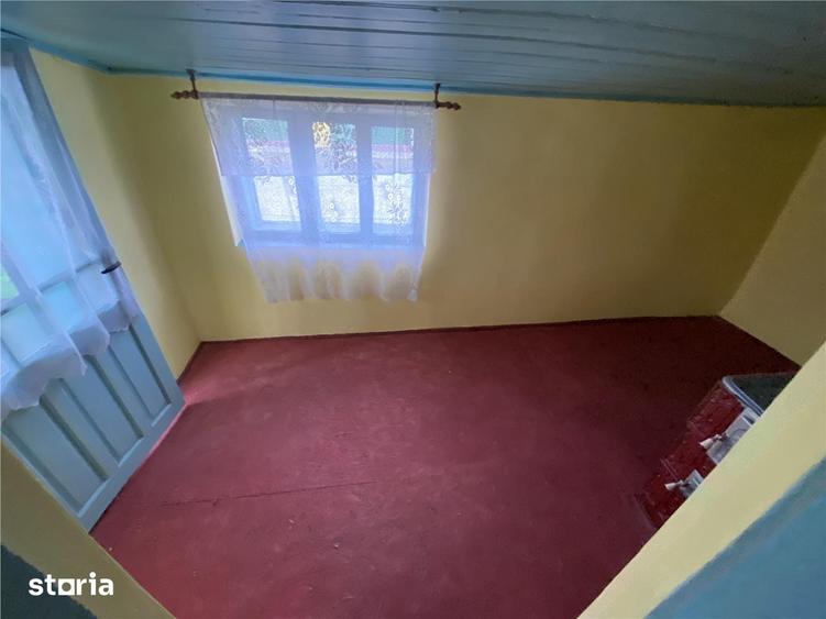 Casă cu 3 camere cu Teren 1000 Mp în Horlești