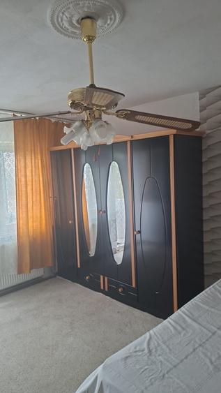 Apartament cu 3 camere semidecomandat în Șagului