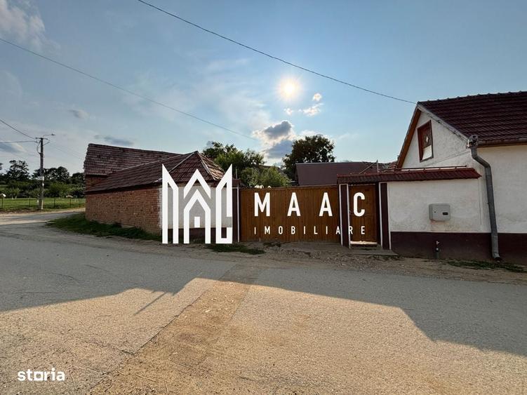Casă cu 4 camere nedecomandat în Pianu