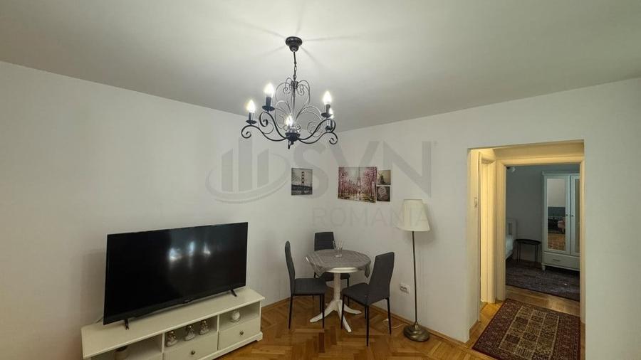 Apartament cu 2 camere decomandat în Romană