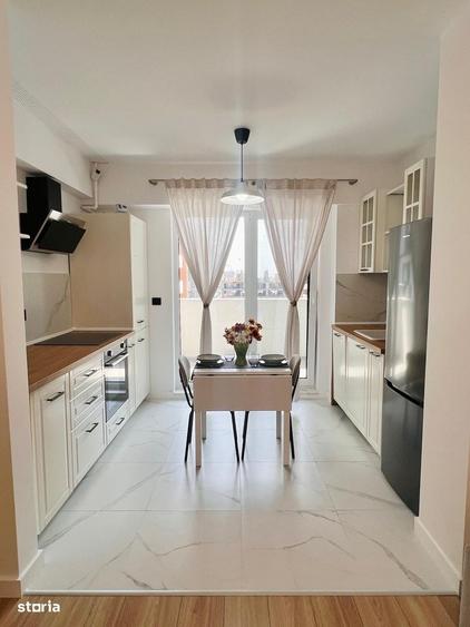 Apartament cu 2 camere decomandat, mobilat în Central
