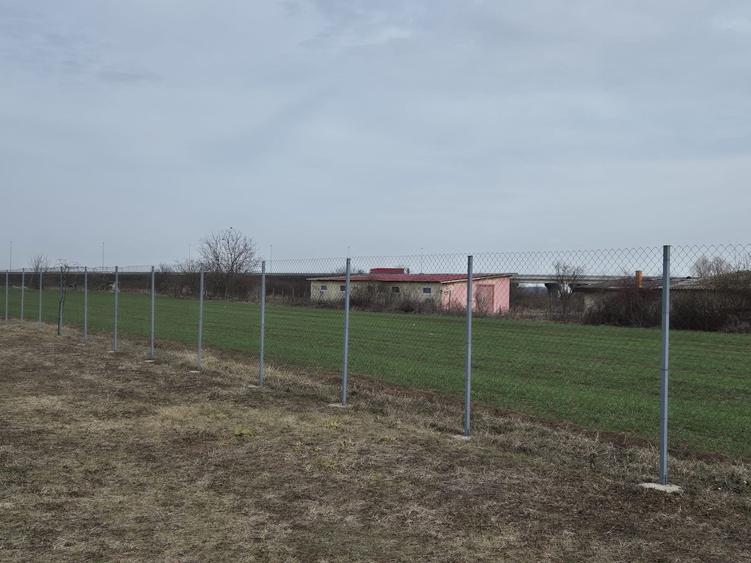 Casă individuală cu 3 camere cu Teren 400 Mp în Căciulați