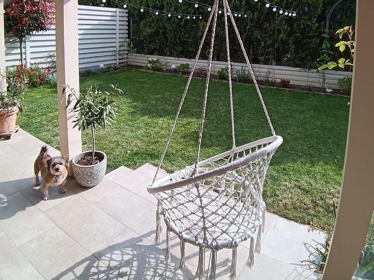 Duplex cu 4 camere cu Canalizare în Sud-Est