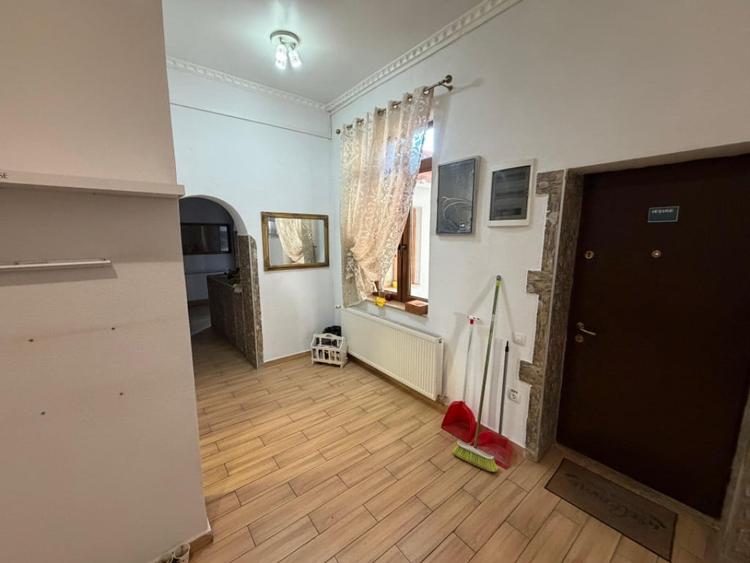 Spațiu comercial, de 170 mp, în Central