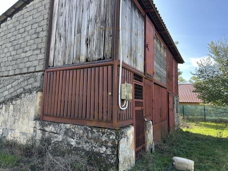 Teren 5216 mp la 2 pasi de autostrada A1 - 9