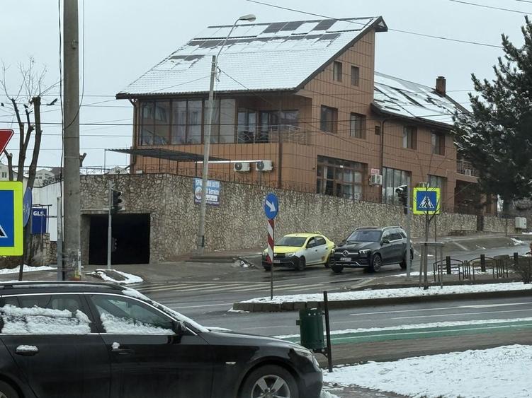 Imobil mixt, spatiu comercial si apartamente - 7