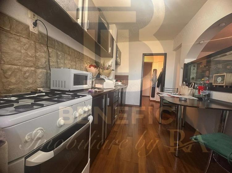 Vanzare apartament decomandat, 2 camere, etaj 2, Republicii, Ploiesti - 2
