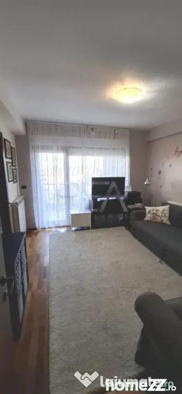 3 camere Vatra Luminoasa, centrala, et. 3, an 2013, 72 mp - 11