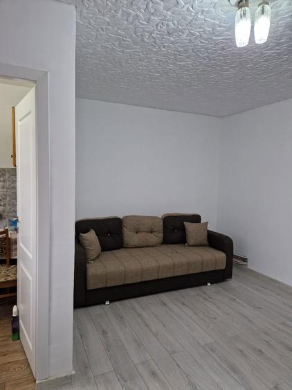 Inchiriez garsoniera. - 3