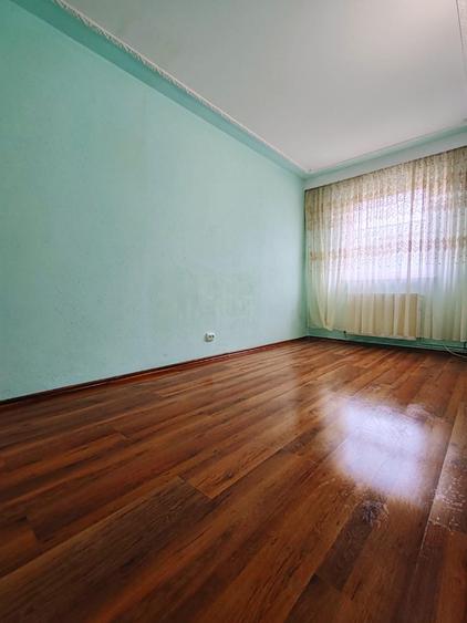 Apartament 2 camere Astra,decomandat,etaj intermediar,liber,90000 Euro - 2