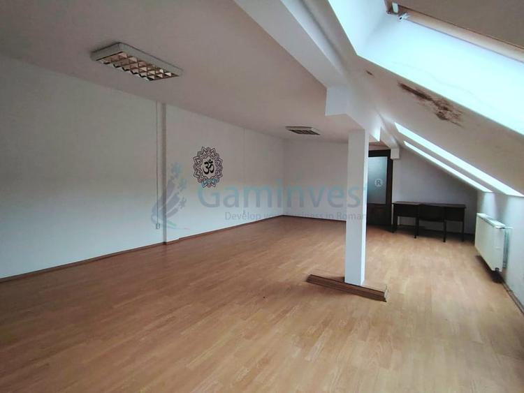 De inchiriat  cladire multifunctionala  ultracentrala  Oradea ,Bihor - 16