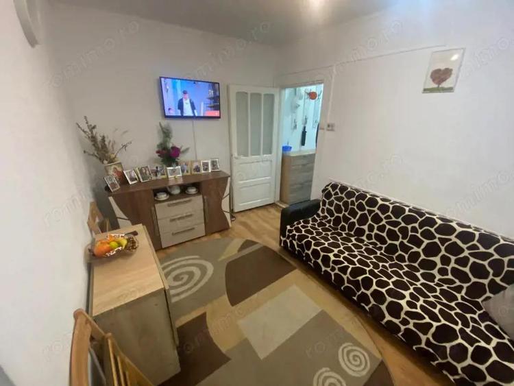 Apartament de vanzare cu 2 camere, 34 mp, zona Garii - 10