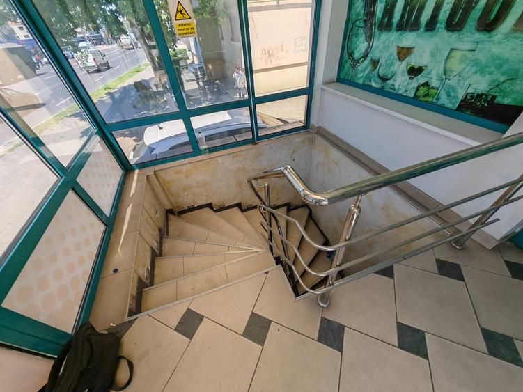 Spatiu comercial, multifunctional zona Republicii - 3