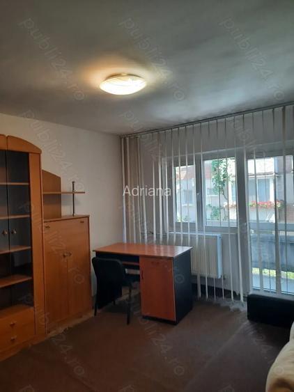 Proprietar, inchiriez in Complexul Studen?esc, apartament 1 camere decomandat