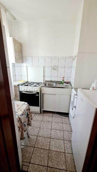 Garsoniera intersectie Sebastian - Rahova - Calea Ferentari - 4