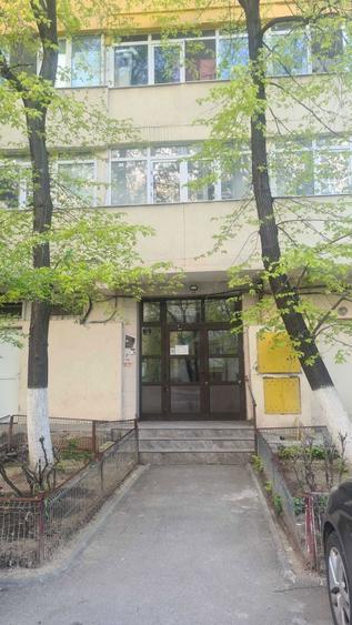 Vand apartament Bucuresti, Doamna Ghica nr.8, 3 camere, decomandate - suprafata totala 70,44 mp - 2