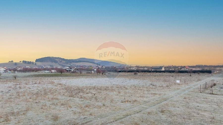 Comision 0 %! Teren 1,952mp Sanpetru, Strada Paraului! - 5