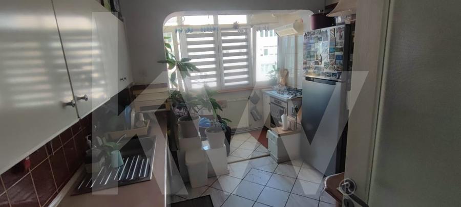 Apartament 3 camere - Vasile Aaron - 4