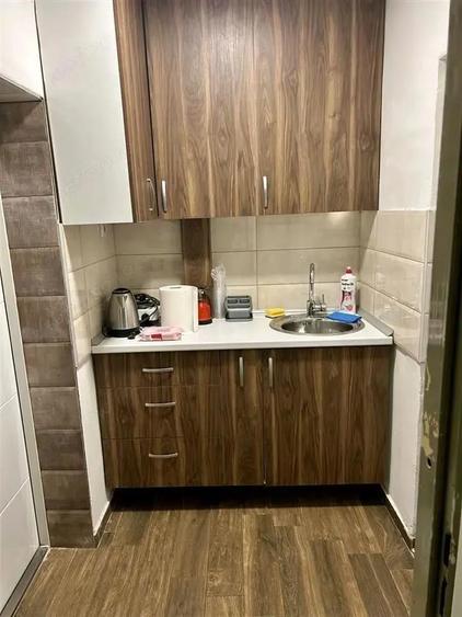 Inchiriez garsoniera in zona Pia?a Sudului - 3