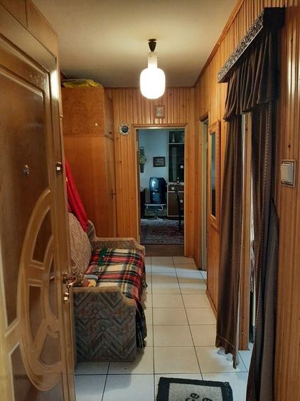 Apartament de vanzare - 4