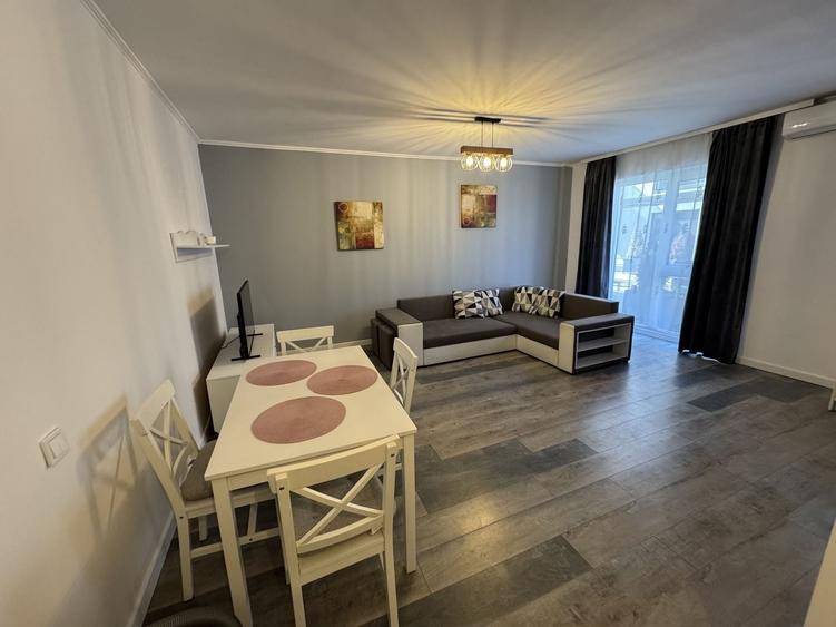 Apartament spațios si luminos cu 2 camere Semicentral, Crinului. - 2