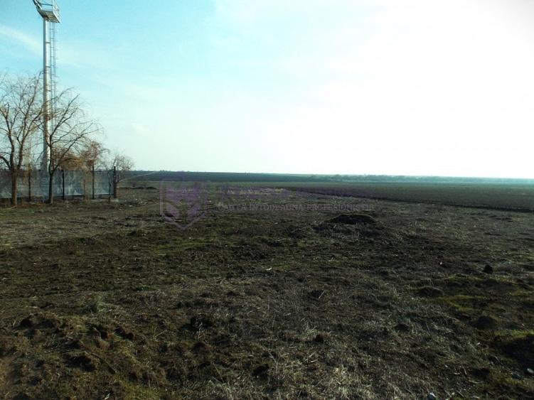 OVIDIU - ACADEMIE - Teren intravilan 674 mp pentru una sau doua case! - 4